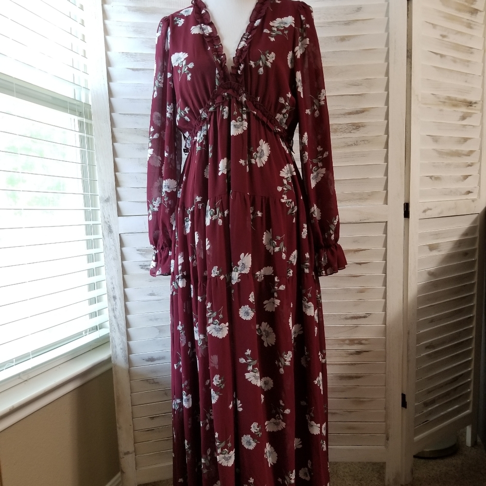 Lulus maxi dress
